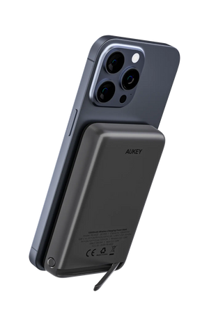 Aukey MagLink 10000mAh Magnetic Wireless Charging Power Bank (PB-MS02)