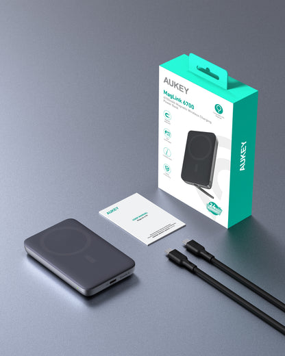 Aukey MagFusion 6700mAh Magnetic Wireless Charging Power Bank (PB-MS05)